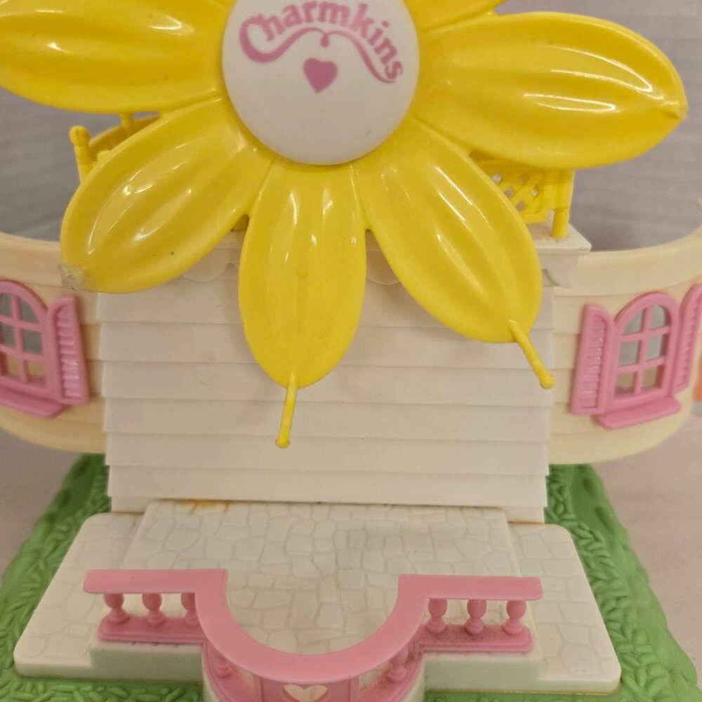 ❤ 1980s Vintage Charmkins Ring Whippoorwill House playset figures & pieces ❤ - Picture 8 of 10